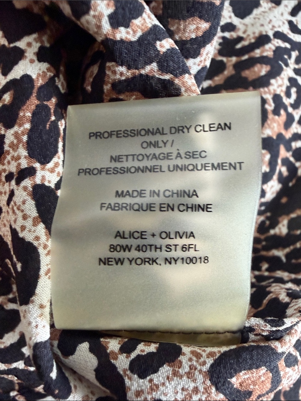 Alice + Olivia Leopard Print Top, Size M - Picture 11 of 16